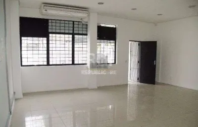 Loja para venda - 256.25m², 0 dormitórios, auxiliadora