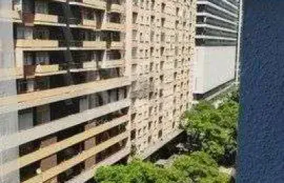 Ponto comercial/loja à venda no centro histórico com 21m² de área útil disponível