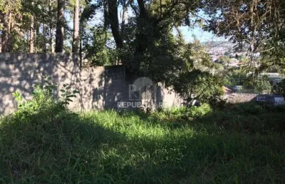 Terreno à venda no bairro cavalhada com área total disponível para construção