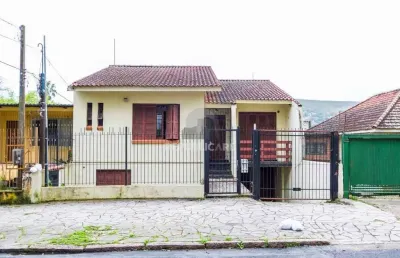 Casa com entradas independentes em teresópolis: oportunidade para investimento e
