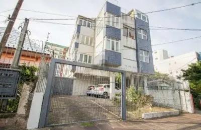 Cobertura à venda com 2 dormitórios no bairro petrópolis - 85 m² disponível.