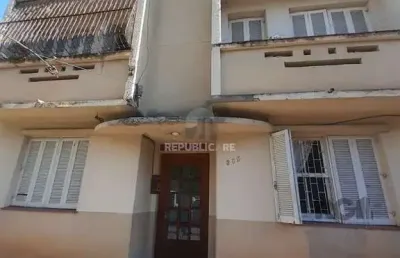Apartamento à venda no menino deus com 79m² e 3 dormitórios/quartos disponíveis.
