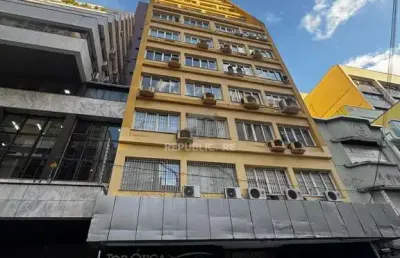 Escritório para alugar no centro histórico com 54 m² de área útil disponível