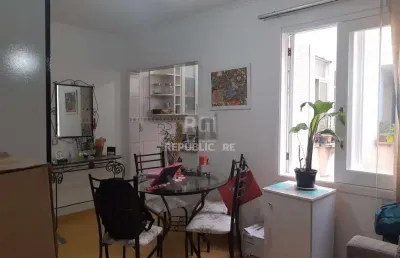 Apartamento à venda na azenha com 1 dormitório e área útil de 35 m² disponíveis.