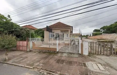 Casa para venda - 200m², 8 dormitórios, 5 vagas - teresópolis
