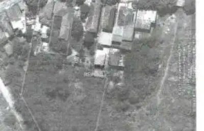 Terreno à venda no bairro medianeira com área disponível para construção.