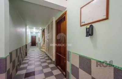 Vendo apartamento 01 dormitório no bairro centro histórico de porto alegre.