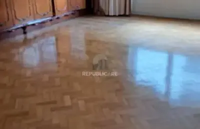 Apartamento à venda no centro histórico com 274 m² e 3 dormitórios/quartos disponíveis.