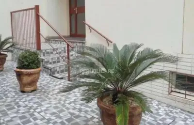 Apartamento à venda no centro histórico com 41m² e 1 dormitório/quarto disponível.