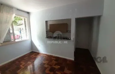 Apartamento à venda no bairro rio branco com 1 dormitório e 35 m² de área útil.