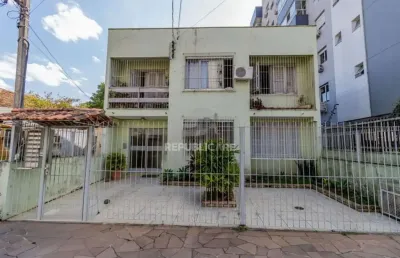Apartamento à venda no bairro petrópolis com 77m² e 2 dormitórios/quartos disponíveis