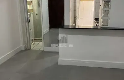Apartamento à venda no menino deus com 1 dormitório e 26 m² de área útil.