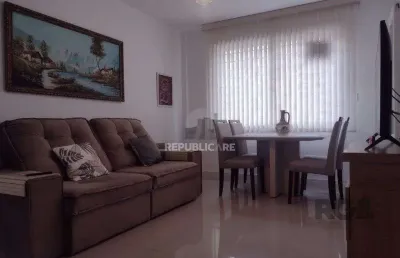 Apartamento à venda no bairro petrópolis com 70 m² e 2 dormitórios/quartos disponíveis.