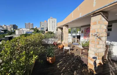 Apartamento cobertura à venda com 171m² no bairro moinhos de vento e 2 dormitórios/quartos.