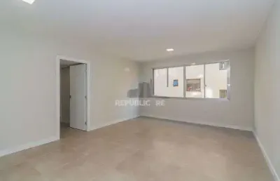 Apartamento reformado com 3 quartos, suíte e 2 vagas – 113 m² -  mont serrat