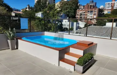 Vende-se cobertura com 2 quartos(2 suítes), piscina, 2 vagas e 235 m² – mont`ser