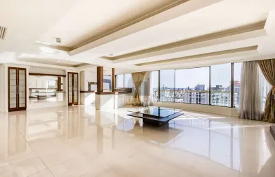 Apartamento à venda no bairro rio branco com 178 m² e 2 dormitórios/quartos disponíveis.