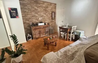 Apartamento à venda no bairro teresópolis com 1 dormitório e 45m² de área útil.