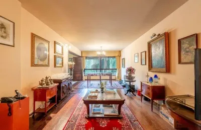 Vende-se apartamento 3 quartos com suíte e vaga, com 120m² de área privativa no
