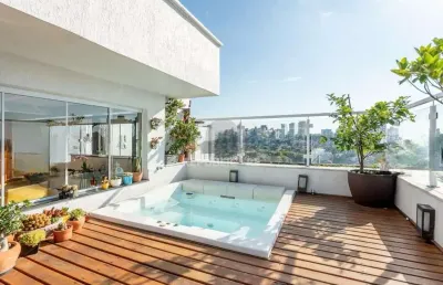 Cobertura com 157m2, 3 dormitórios no bairro boa vista.