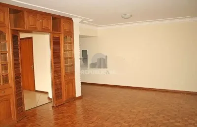 Apartamento 3 dormitórios, sendo 1 suites, 2 vagas - mont serrat