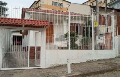 Casa residencial à venda no bairro teresópolis com 95 m² e 2 dormitórios/quartos