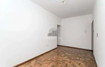 Apartamento 02 dormitórios térreo no bairro rio branco