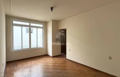 Apartamento à venda com 49 m² e 2 dormitórios na praia de belas. oportunidade!