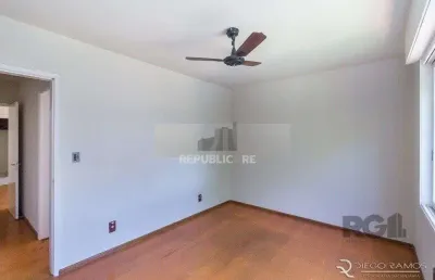 Apartamento 2 dormitórios, sendo 1 suíte, 72 m² de área privativa e 2 vaga(s) de