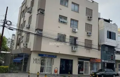 Apartamento à venda na cidade baixa com 1 dormitório e 39 m² de área útil
