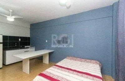 Apartamento à venda no bairro são geraldo com 1 dormitório e 24 m² de área útil.