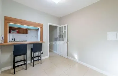 Apartamento com 01 quarto (suíte) no bairro santa cecilia