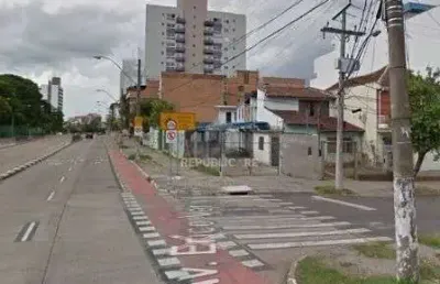 Terreno para venda no bairro azenha com 0 dormitórios/quartos e área disponível.