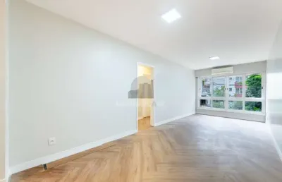 Apartamento à venda no bairro auxiliadora: 83m² com 2 dormitórios/quartos disponíveis.