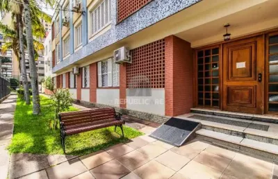 Apartamento à venda no menino deus com 99 m² e 3 dormitórios/quartos disponíveis.