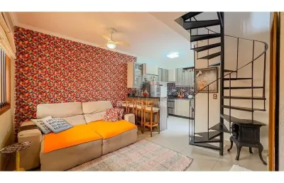 Casa de condomínio à venda com 2 dormitórios no bairro partenon, área de 77 m².