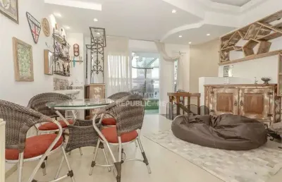 Cobertura para alugar no centro histórico com 100m² e 1 dormitório/quarto disponível