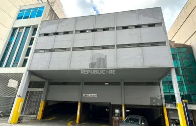 Venda de garagem no centro histórico - espaço prático e funcional para estacionar