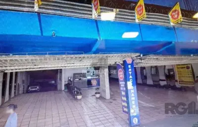 Garagem à venda no centro histórico com área de 37m² para estacionamento prático