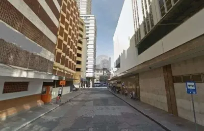 Garage à venda no centro histórico com área de 13m² - oportunidade imperdível!