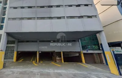 Garagem à venda no centro histórico com área útil de 10 m² - oportunidade única!