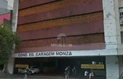 Garagem à venda no bairro independência com área útil de 13 m² disponível