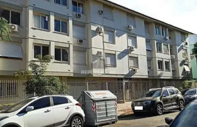Apartamento térreo reformado no menino deus em porto alegre
