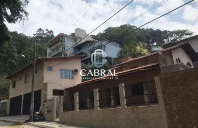 Casa com 5 quartos à venda na cabeçudas, itajaí  por r$ 2.500.000