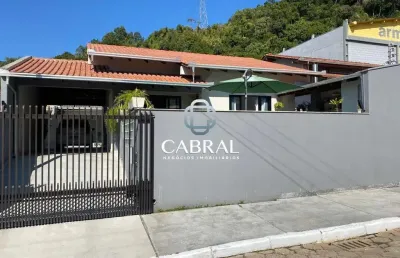 Casa com 1 quarto à venda no carvalho, itajaí  por r$ 1.400.000