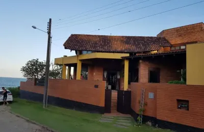 Casa vista mar com 3 quartos sendo 1 suíte em balneário piçarras - sc