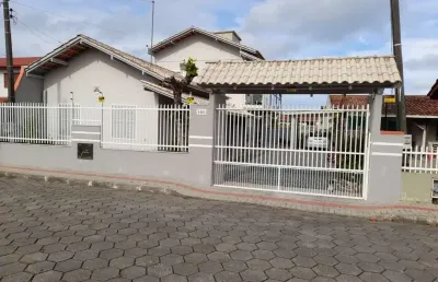Casa com 5 dormitórios em itajuba a 500 metros da praia