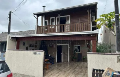 Casa com 3 quartos  no bairro nossa senhora da paz em piçarras