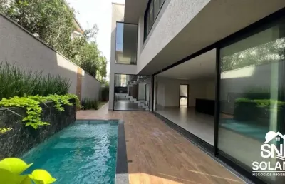 Casa de alto padrão a venda no condomínio jardins madri go
