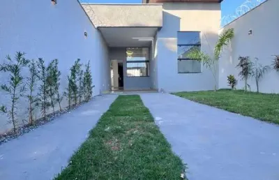 Bela casa a venda no setor barra da tijuca goiânia go